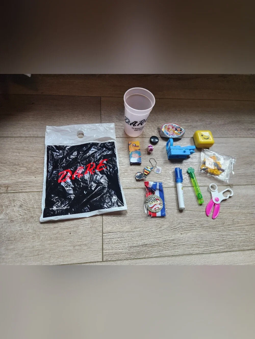 Black Promotional Plastic Bag and Pink Cup Party Set